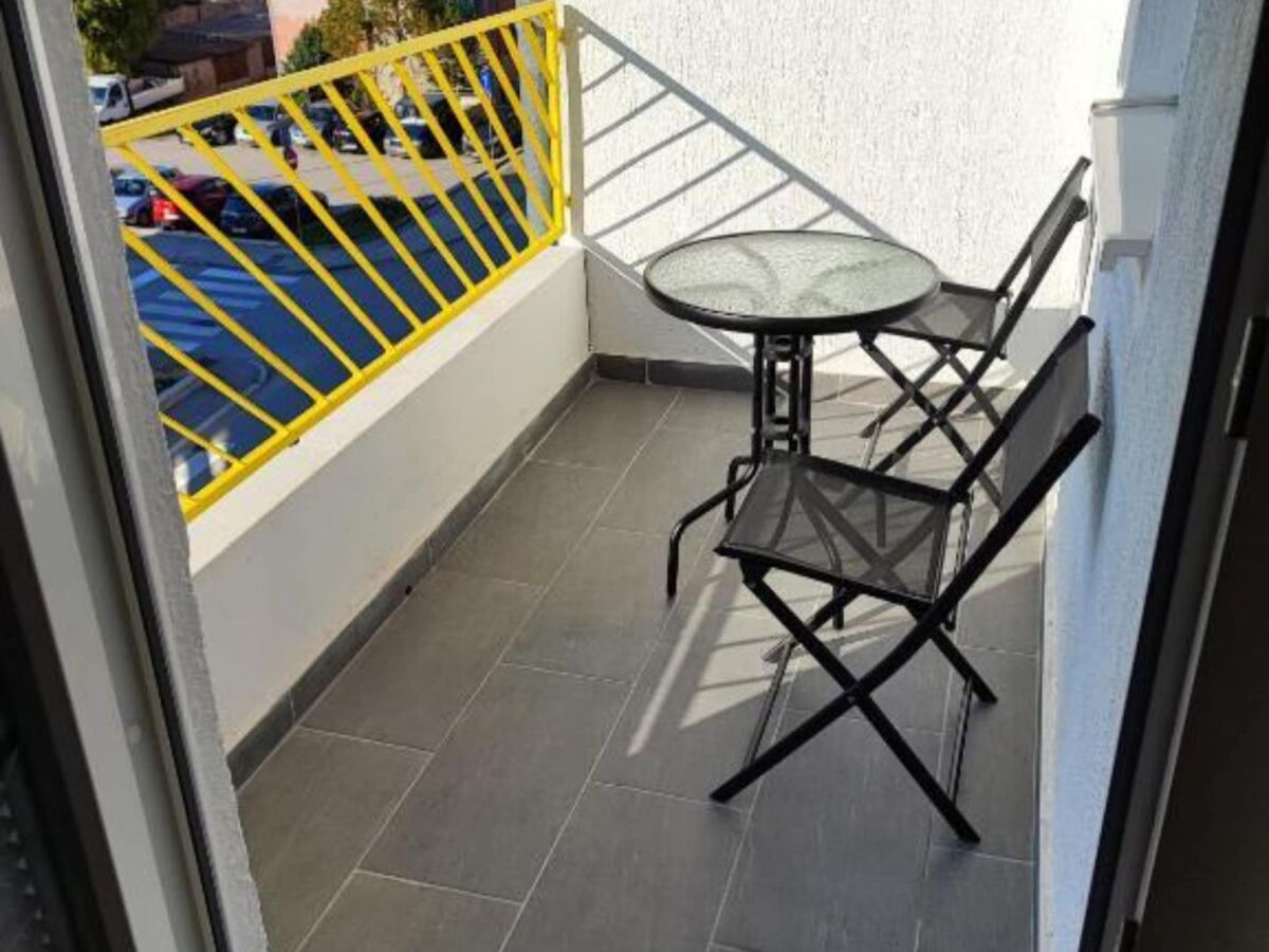 Apartment One Bedroom Apartment with Balcony