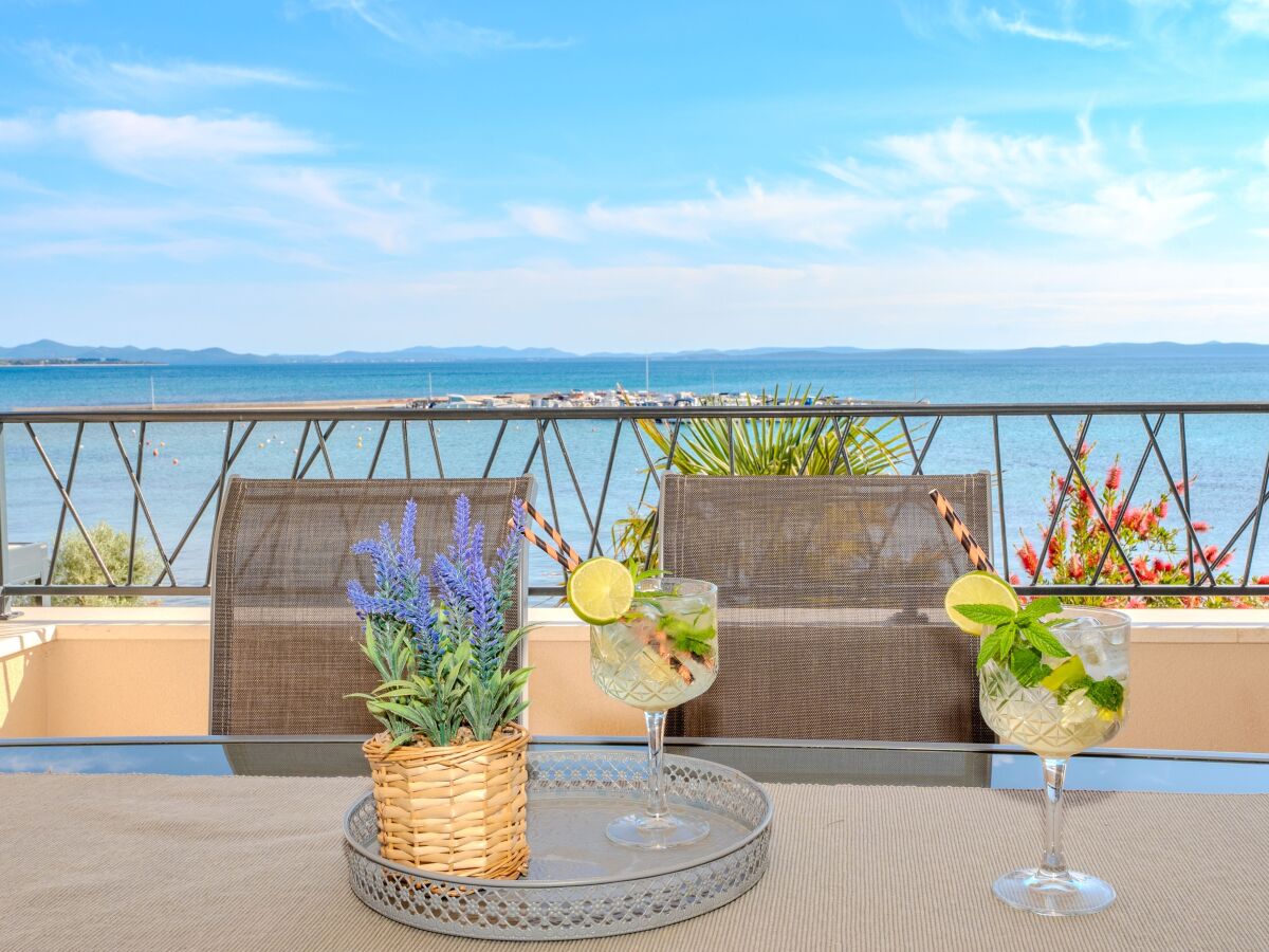 Apartment Two bedroom apartment near beach Privlaka, Zadar A-24599-c