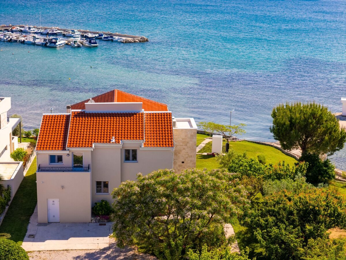 Apartment Two bedroom apartment near beach Privlaka, Zadar A-24599-c - Outdoor photo 5