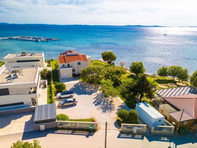 Apartment Two bedroom apartment near beach Privlaka, Zadar A-24599-c - Outdoor photo 12