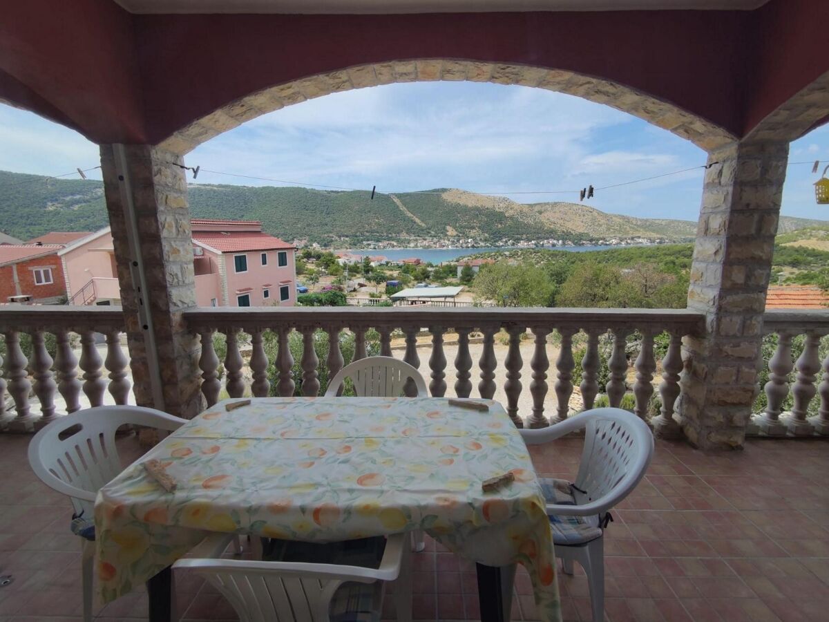 Apartment Two bedroom apartment with terrace and sea view Grebaštica, Šibenik A-24934-a