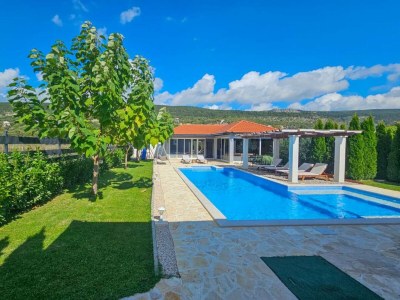 Holiday house Villa Maja w/pool, sauna & whirlpool - Outdoor photo 19