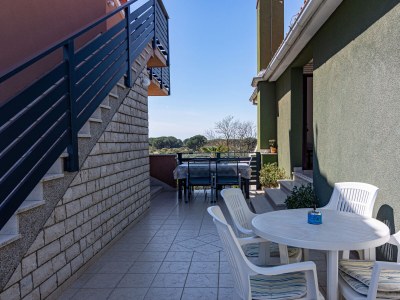 Apartment Two bedroom apartment with terrace Valbandon, Fažana A-2201-c - Outdoor photo 12