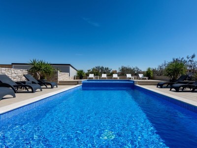Apartment Two bedroom apartment with terrace Valbandon, Fažana A-2201-d - Outdoor photo 5