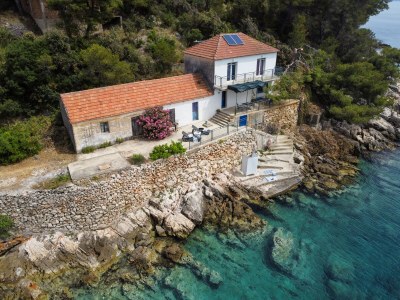 Holiday house Four-bedroom house near beach Cove Skozanje, Hvar K-4009 - Outdoor photo 2