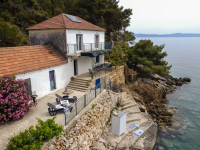 Holiday house Four-bedroom house near beach Cove Skozanje, Hvar K-4009 - Outdoor photo 6