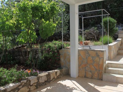 Apartment Two bedroom apartment with terrace Cove Zarace (Gdinj), Hvar A-4597-b - Outdoor photo 16