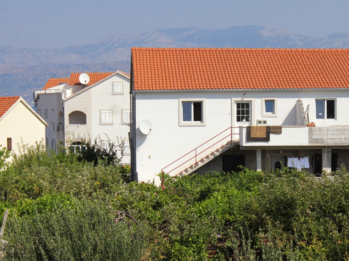 Apartment Two bedroom apartment with terrace and sea view Supetar, Brač A-5627-a