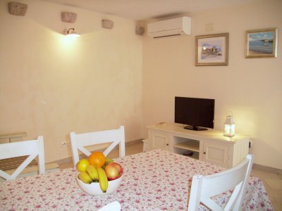 Apartment Two bedroom apartment with terrace Komiža, Vis A-9247-b - Outdoor photo 10