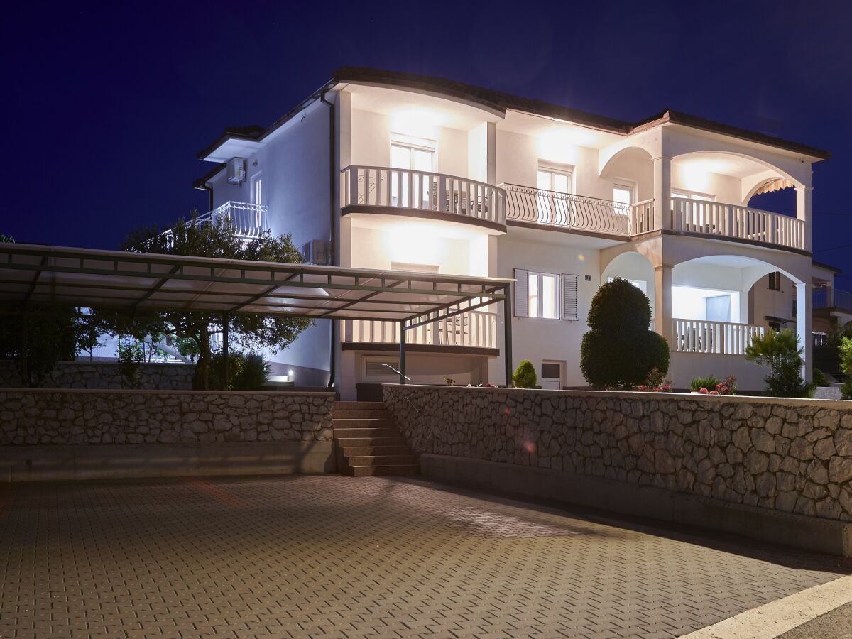 Apartment Three bedroom apartment with terrace and sea view Okrug Gornji, Čiovo A-20055-c - Outdoor photo 5
