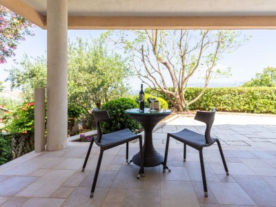 Apartment Studio flat with terrace and sea view Splitska, Brač AS-23224-a in Supetar - Apartment