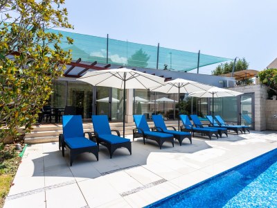 Apartment Studio flat with terrace Splitska, Brač AS-23224-d - Outdoor photo 12