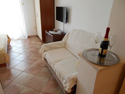 Apartment Two bedroom apartment with balcony and sea view Slatine, Čiovo A-12811-a - Outdoor photo 14