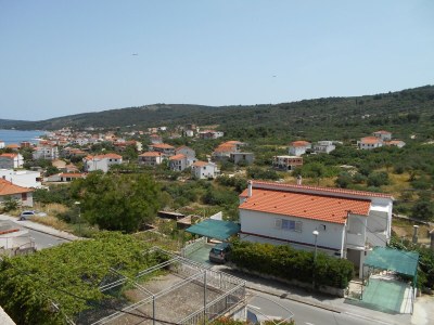 Apartment Studio flat with balcony and sea view Slatine, Čiovo AS-12811-a in Slatine - Apartment