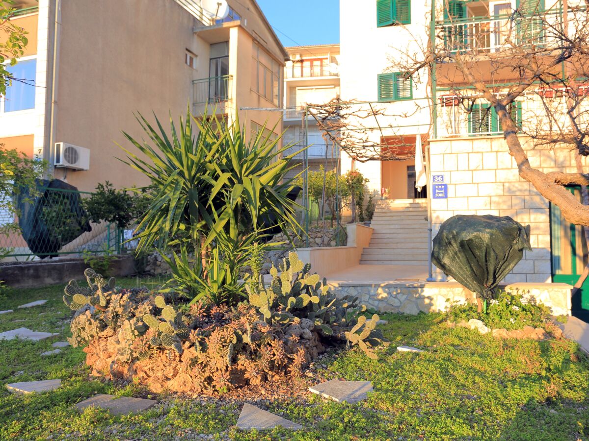 Apartment Two bedroom apartment with terrace Makarska A-18028-a - Outdoor photo 3