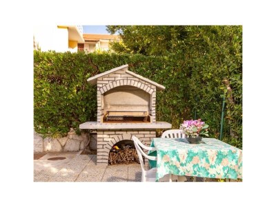 Apartment Two bedroom apartment with balcony Lopar, Rab A-24754-c - Outdoor photo 8