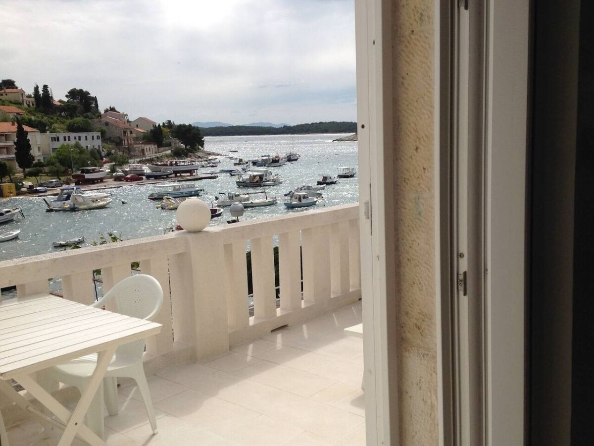 Apartment One bedroom apartment with terrace and sea view Hvar A-24926-b