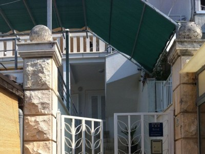 Apartment One bedroom apartment with terrace and sea view Hvar A-24926-b - Outdoor photo 10