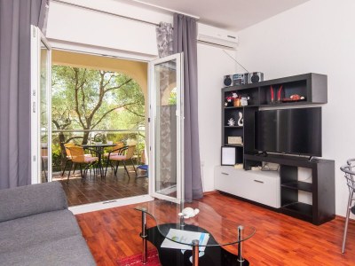 Apartment One bedroom apartment with terrace Punat, Krk A-24859-b in Punat - Apartment