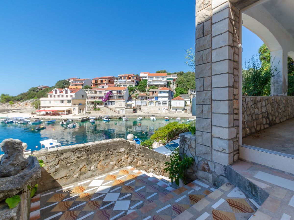 Apartment Two bedroom apartment near beach Zavalatica, Korčula A-187-b - Outdoor photo 5