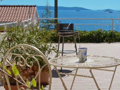 Apartment Two bedroom apartment with terrace and sea view Seget Vranjica, Trogir A-4284-a - Outdoor photo 6