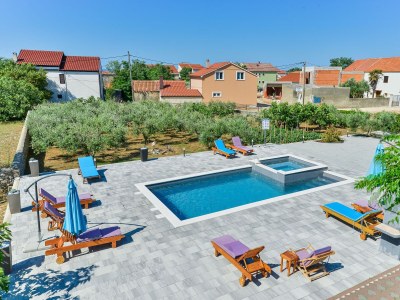 Apartment Two bedroom apartment with terrace Privlaka, Zadar A-5762-c - Outdoor photo 2