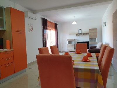 Apartment Three bedroom apartment with terrace and sea view Šilo, Krk A-18705-b - Outdoor photo 10