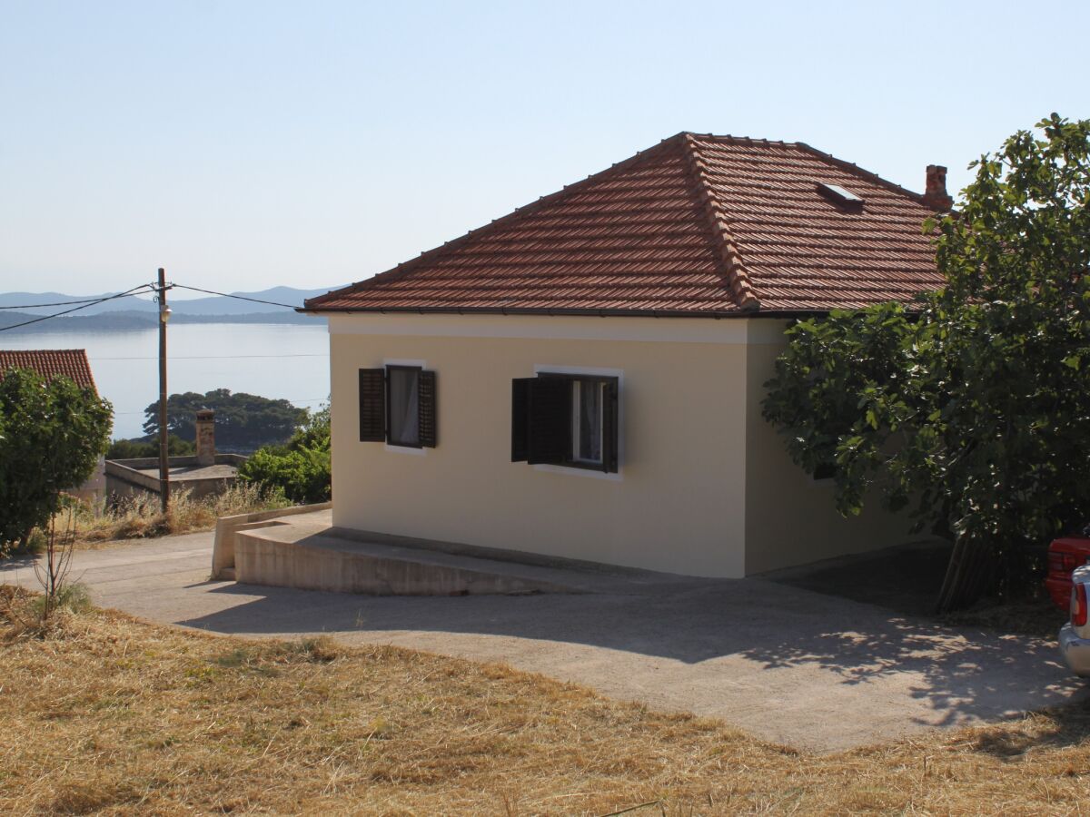 Apartment One bedroom apartment with terrace and sea view Savar, Dugi otok A-8127-b - Outdoor photo 2