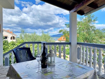 Apartment One bedroom apartment with terrace and sea view Šilo, Krk A-18756-a in Šilo - Apartment