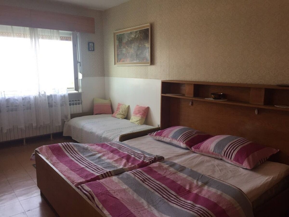 Apartment One bedroom apartment with air-conditioning Crikvenica A-20720-b