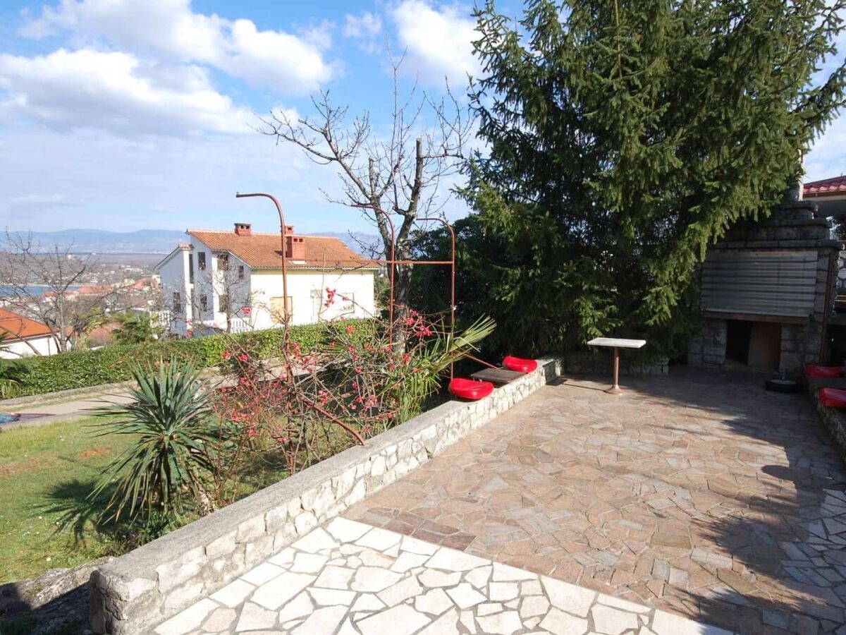 Apartment Three bedroom apartment with terrace and sea view Njivice, Krk A-21858-b - Outdoor photo 4
