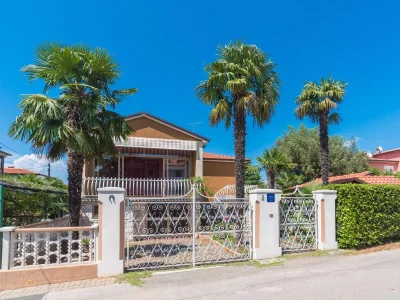 Apartment One bedroom apartment with balcony Umag A-22520-a in Umag - Apartment