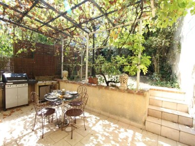 Holiday house Authentic Holiday Home with Charm - Outdoor photo 2