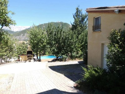 Holiday house Authentic Holiday Home with Charm - Outdoor photo 4