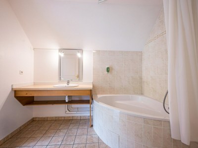 Apartment Bright family apartment with balcony - Features photo 8