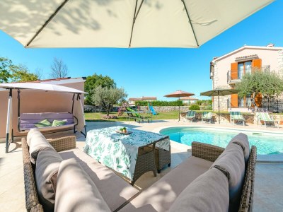 Villa Villa in Sveti Lovrec near Ski Resort - Outdoor photo 7