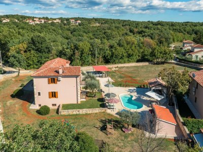 Villa Villa in Sveti Lovrec near Ski Resort - Outdoor photo 9