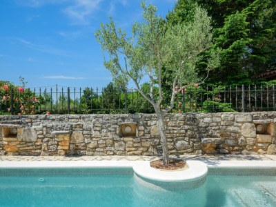 Villa Hübsche Villa mit Balkon - Outdoor photo 6