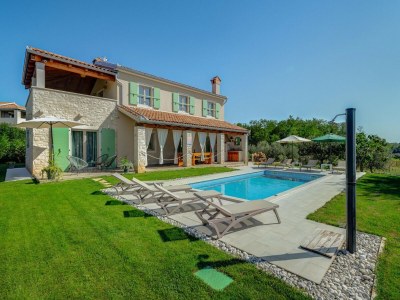 Villa Villa in Srebrnići mit Pool am Marea Strand - Outdoor photo 5