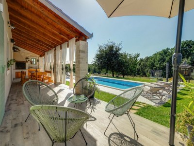 Villa Villa in Srebrnići mit Pool am Marea Strand - Outdoor photo 13