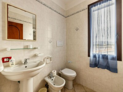 Apartment A 150 meter long mare, 2 fish - Features photo 17