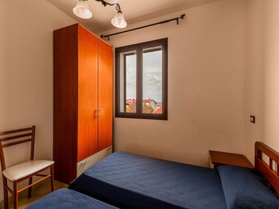 Apartment A 150 meter long mare, 2 fish - Features photo 30