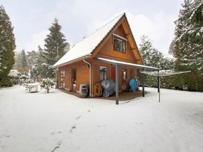 Bungalow Terrace Apartment with Lush Garden - Outdoor photo 7