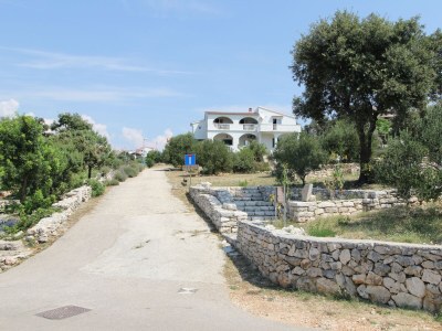 Apartment Two bedroom apartment near beach Mandre, Pag A-4084-a - Outdoor photo 11