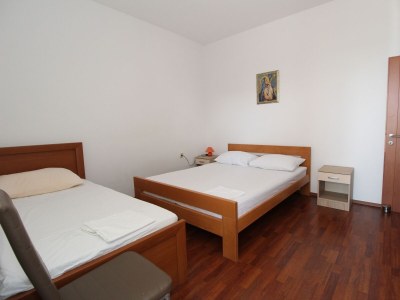 Apartment Two bedroom apartment near beach Mandre, Pag A-4084-a - Outdoor photo 36