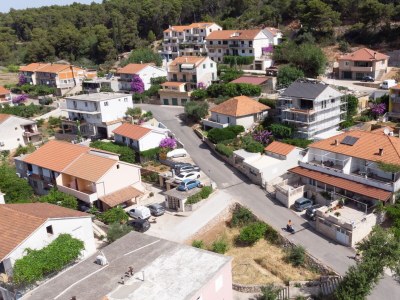 Apartment Two bedroom apartment with terrace Jelsa, Hvar A-134-c - Outdoor photo 5