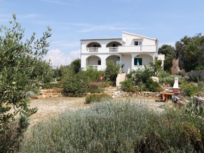 Apartment Two bedroom apartment near beach Mandre, Pag A-4084-b - Outdoor photo 2