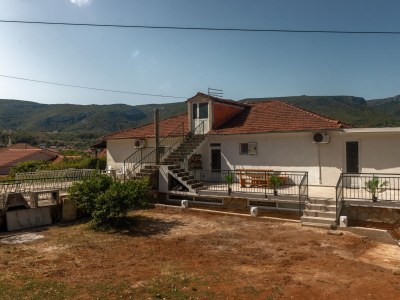 Apartment One bedroom apartment with terrace Jelsa, Hvar A-134-d - Outdoor photo 12