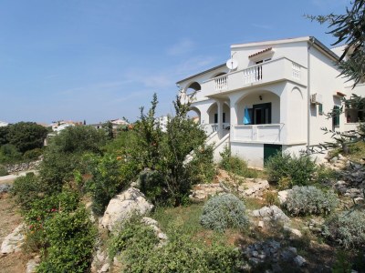 Apartment One bedroom apartment near beach Mandre, Pag A-4084-c - Outdoor photo 7