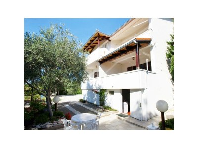 Holiday room with balcony and sea view Barbat, Rab S-4862-a in Rab - Holiday room